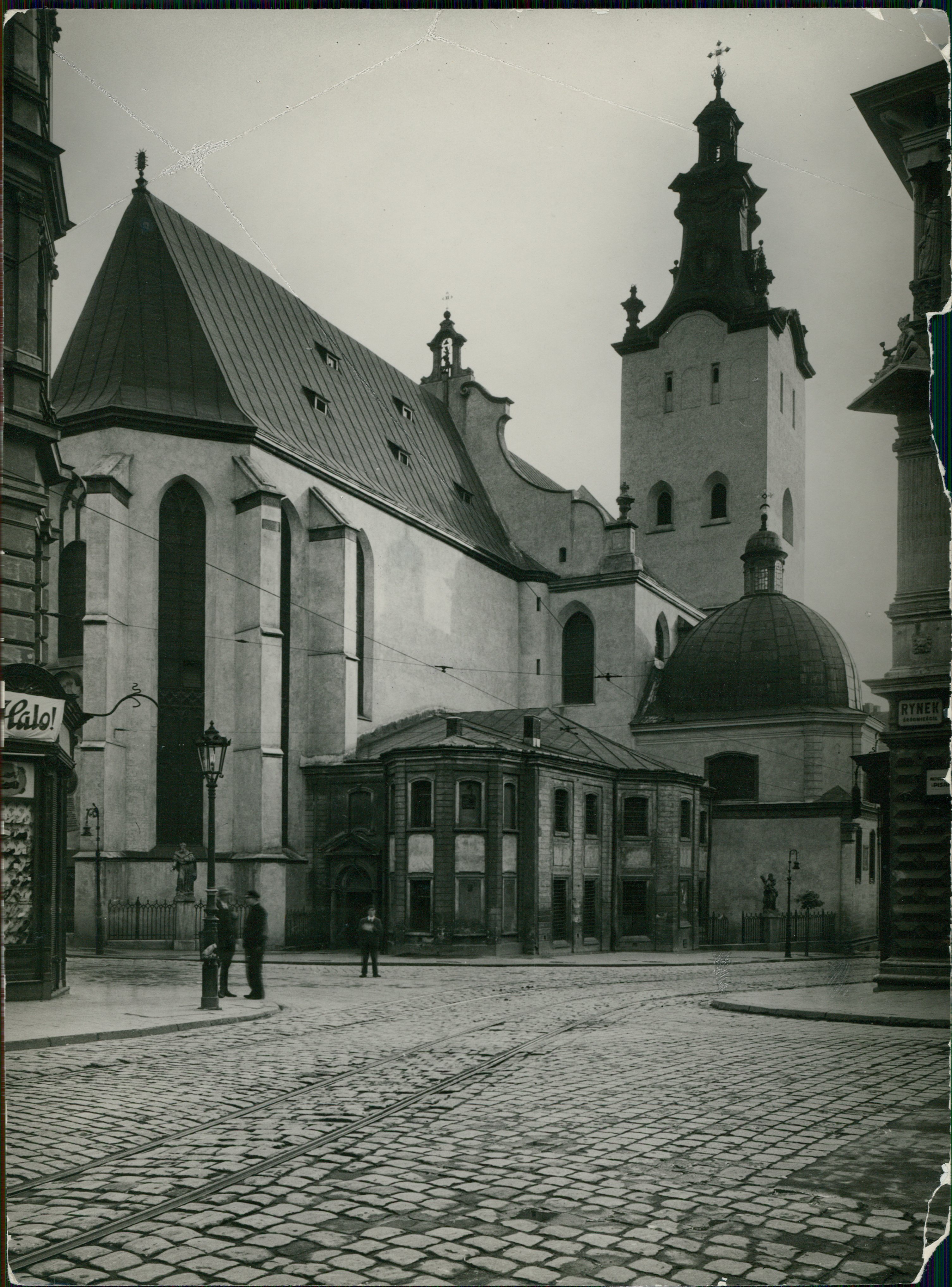 Roman Catholic Cathedral by the central Rynok square