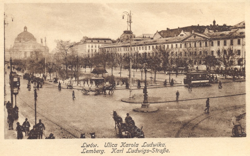 Central prospect called Karla Ludwiga street before WWI. On the right, the Tax administration building (does not exist today)